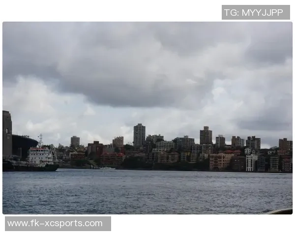 黄金海岸联与布里斯班城比赛结果分析及精彩瞬间回顾